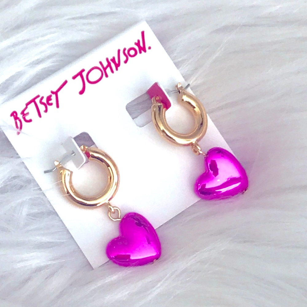 Betsey Johnson earrings gold hoop with metallic fuschia heart